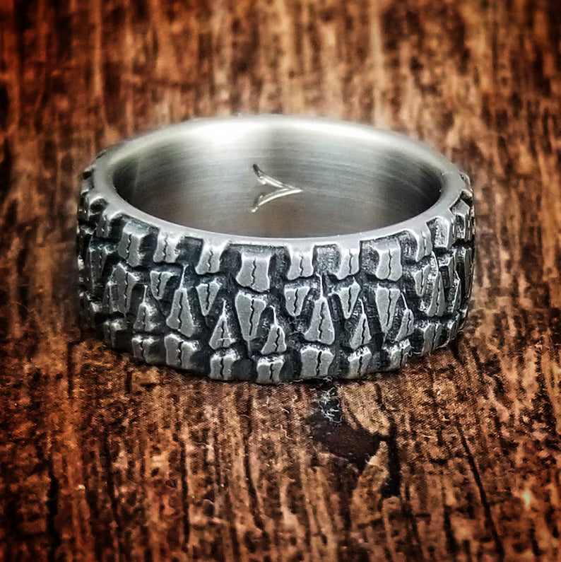 Mud Claw Titanium Ring: Truck Tire Tread Wedding Band